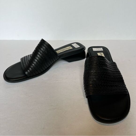 Eddie Bauer Women's Black Leather Slide Sandals Size 8M Look new! - Picture 1 of 7